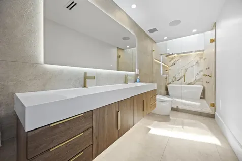 10290 Silver Lake Drive Boca Raton FL 33428