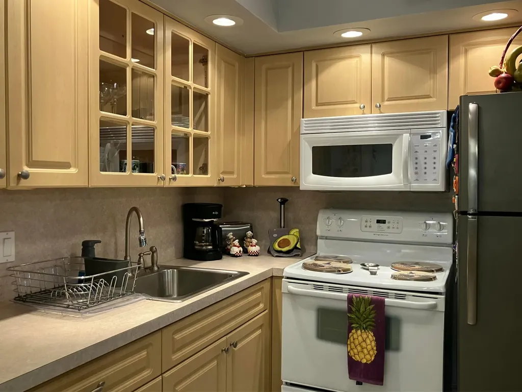 130 Southampton B West Palm Beach FL 33417