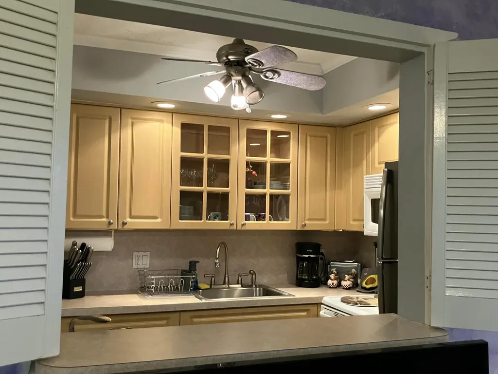 130 Southampton B West Palm Beach FL 33417