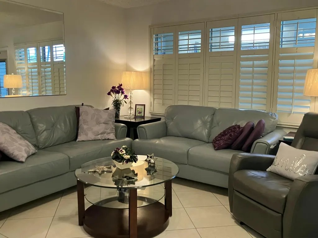 130 Southampton B West Palm Beach FL 33417