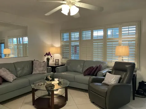 130 Southampton B West Palm Beach FL 33417