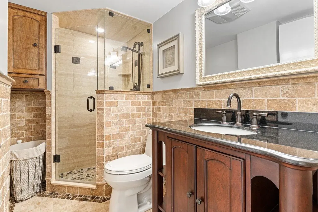 17 Royal Palm Way Boca Raton FL 33432