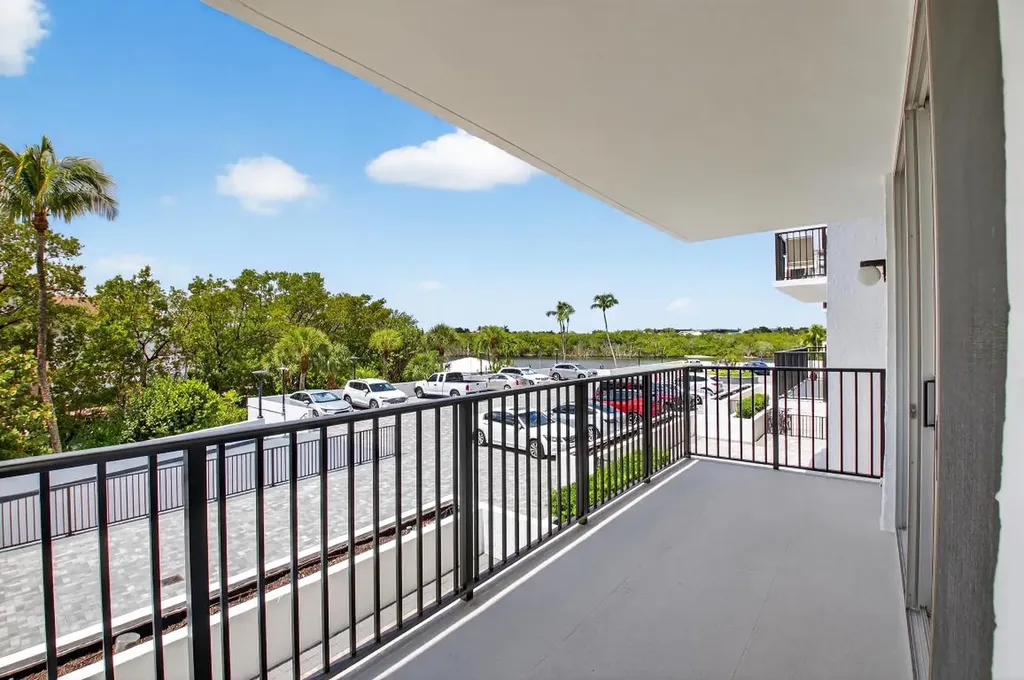 4750 S Ocean Boulevard S Highland Beach FL 33487