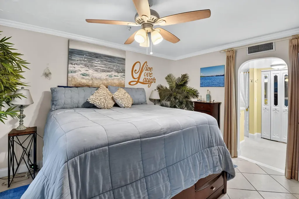 769 Jeffery Street Boca Raton FL 33487