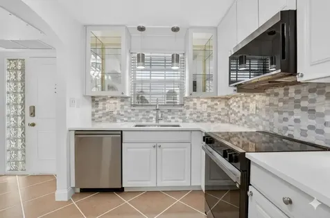 769 Jeffery Street Boca Raton FL 33487