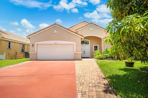 9424 Lago Drive Boynton Beach FL 33472