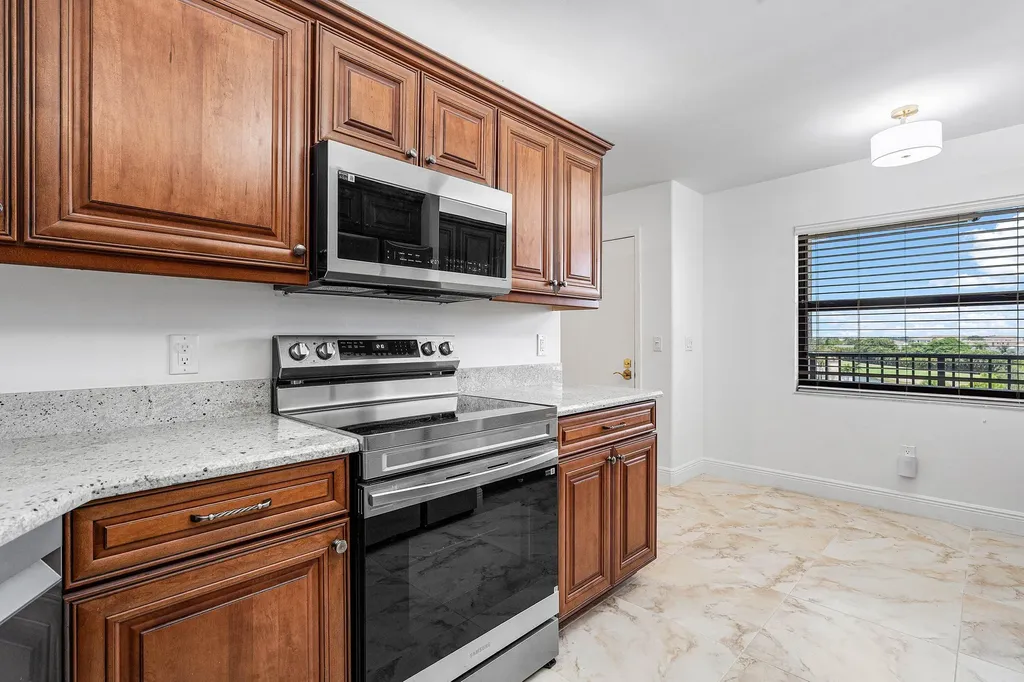 9260 SW 14th Street Boca Raton FL 33428