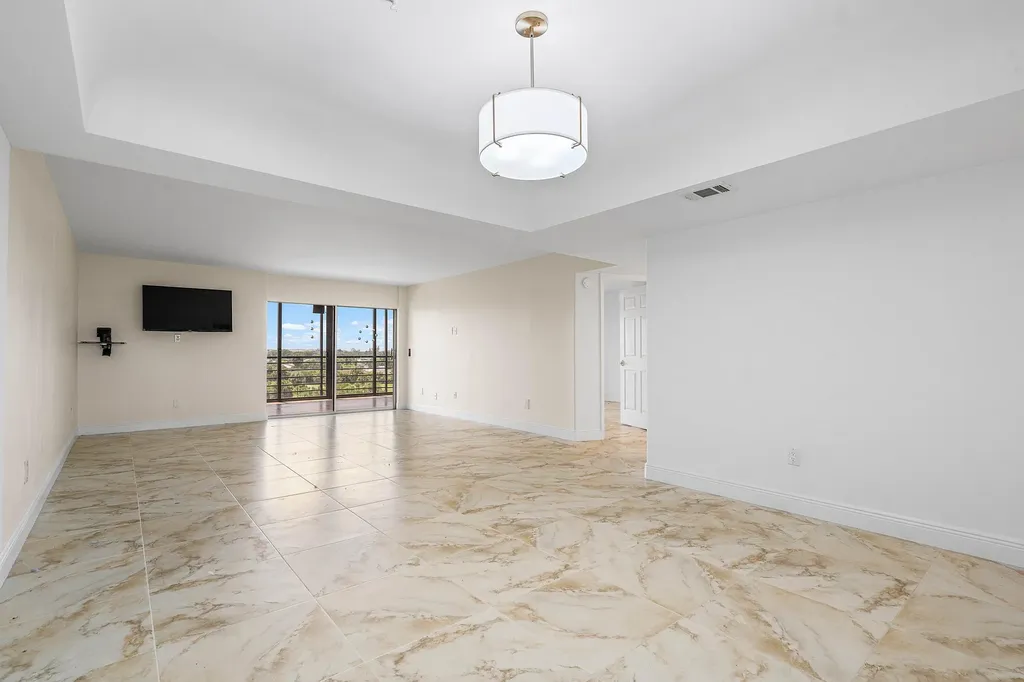 9260 SW 14th Street Boca Raton FL 33428