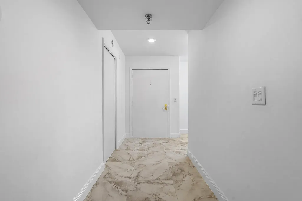 9260 SW 14th Street Boca Raton FL 33428