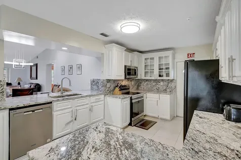1541 SE Minorca Avenue Port St Lucie FL 34952