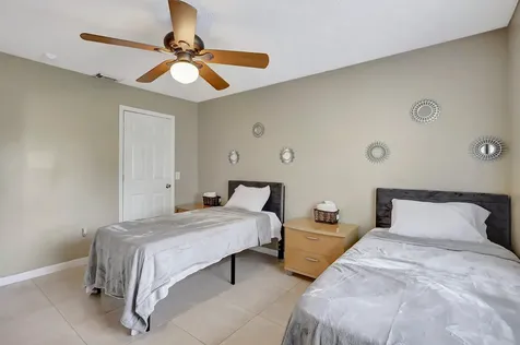 1541 SE Minorca Avenue Port St Lucie FL 34952
