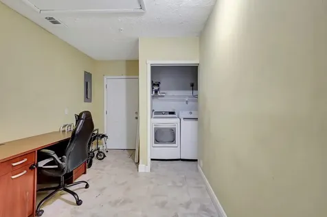 1541 SE Minorca Avenue Port St Lucie FL 34952