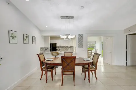 1541 SE Minorca Avenue Port St Lucie FL 34952