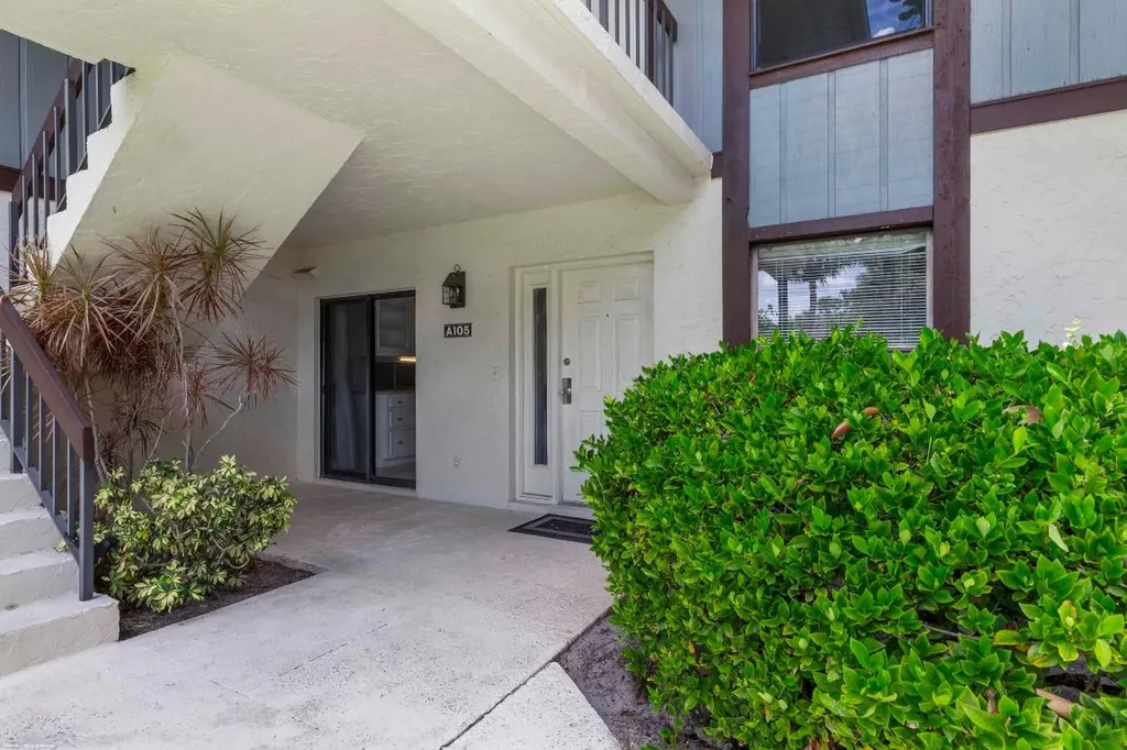 13329 Polo Club Road Wellington FL 33414