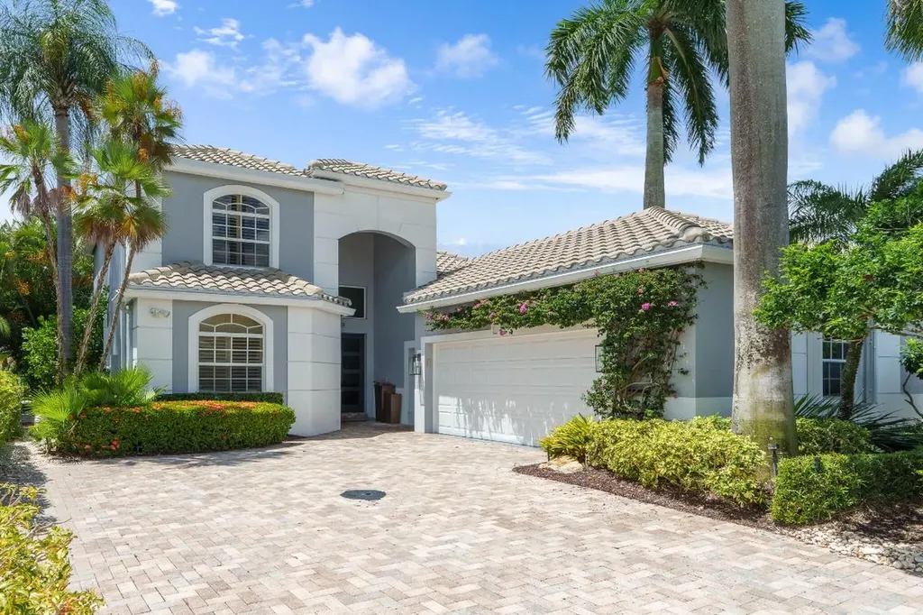 16119 Villa Vizcaya Place Delray Beach FL 33446
