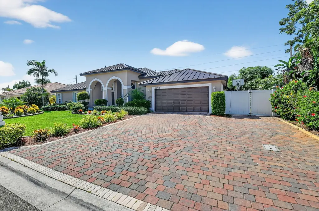 4768 Cypress Drive S Boynton Beach FL 33436