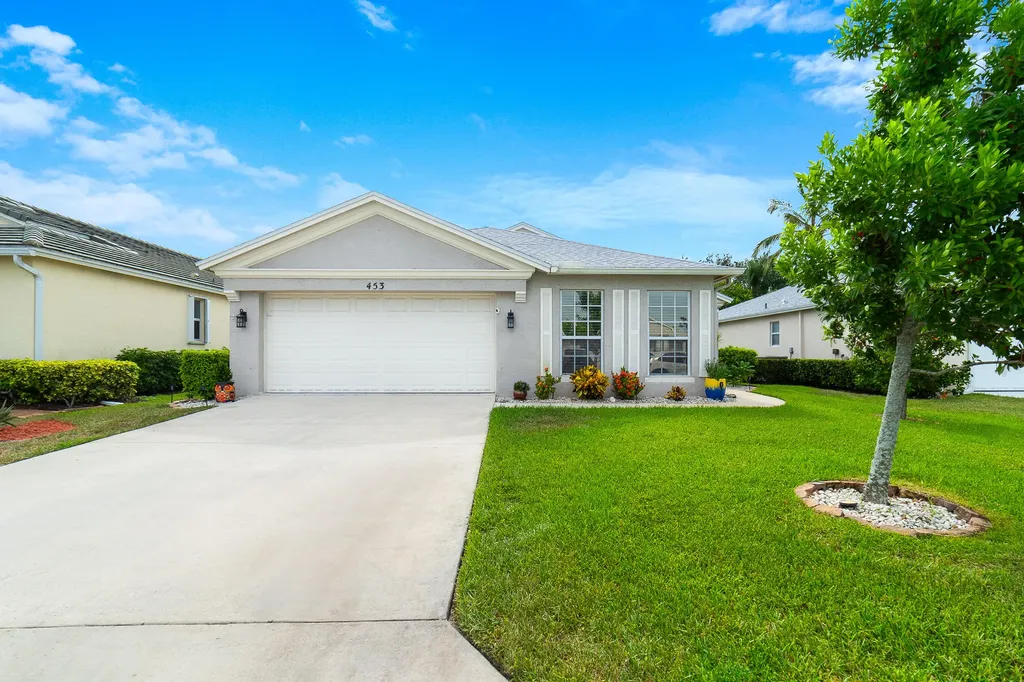 453 SW Talquin Lane Port St Lucie FL 34986