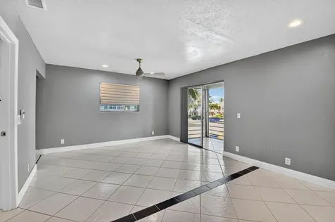 624 Flanders M Delray Beach FL 33484