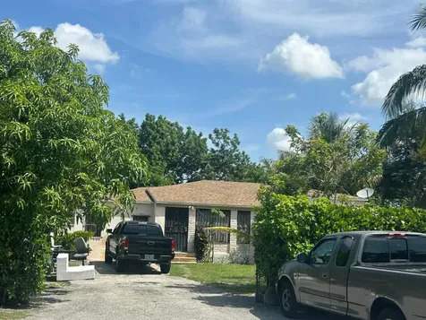 565 NW 143rd Street Miami FL 33168