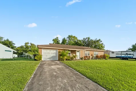 226 SW Kimball Circle Port St Lucie FL 34953