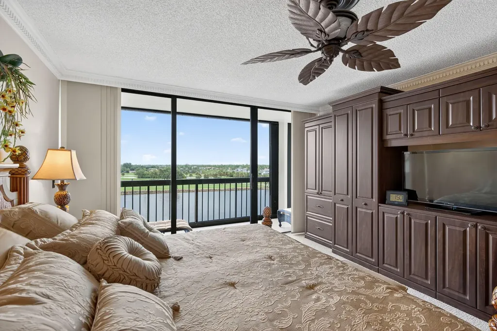 356 Golfview Road North Palm Beach FL 33408