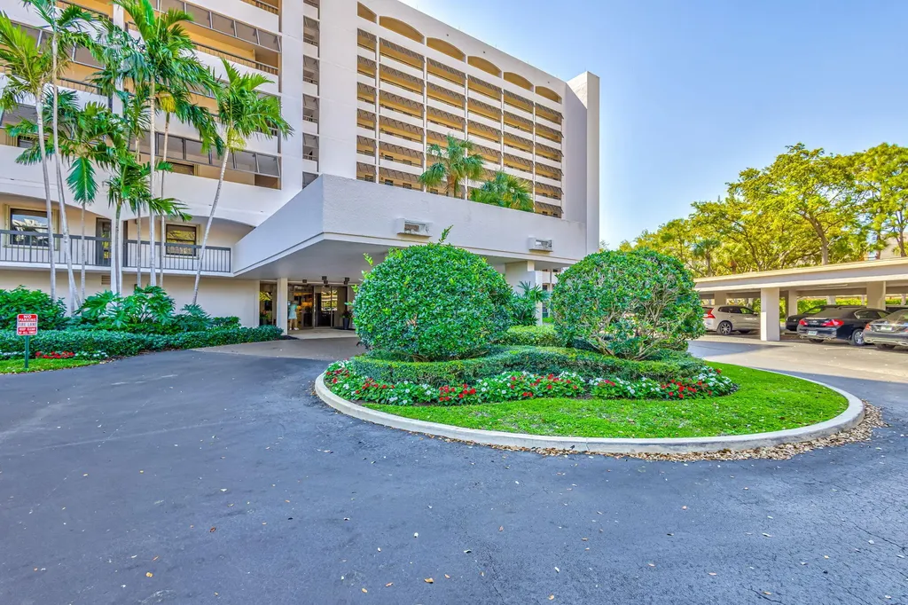 356 Golfview Road North Palm Beach FL 33408