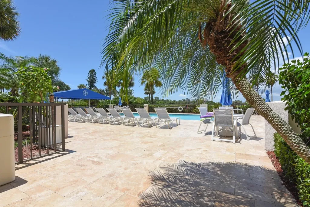 356 Golfview Road North Palm Beach FL 33408