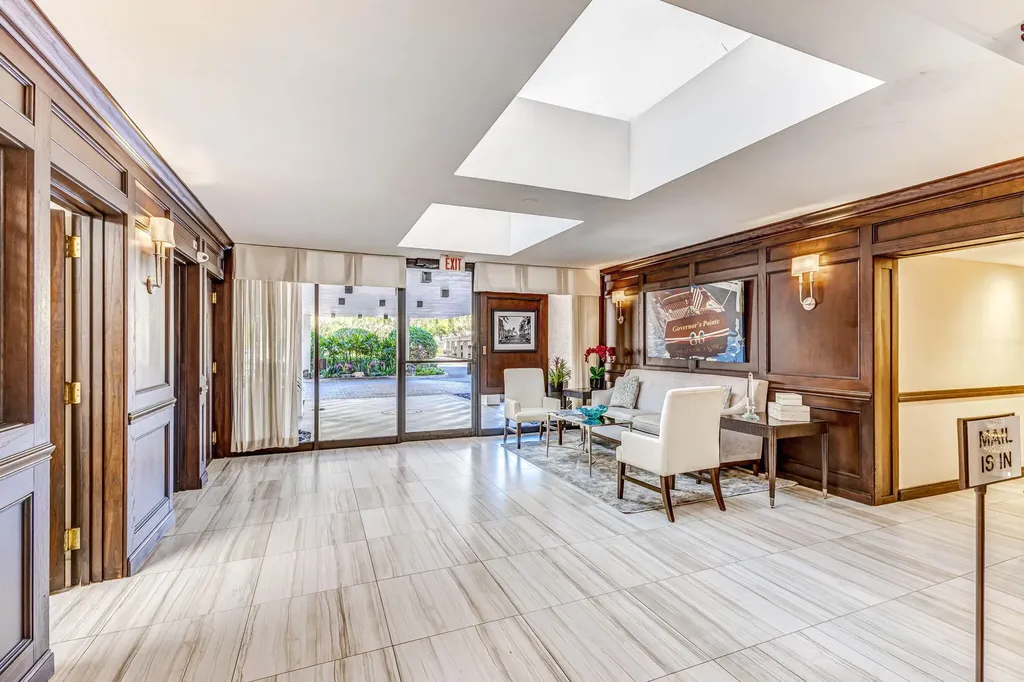 356 Golfview Road North Palm Beach FL 33408