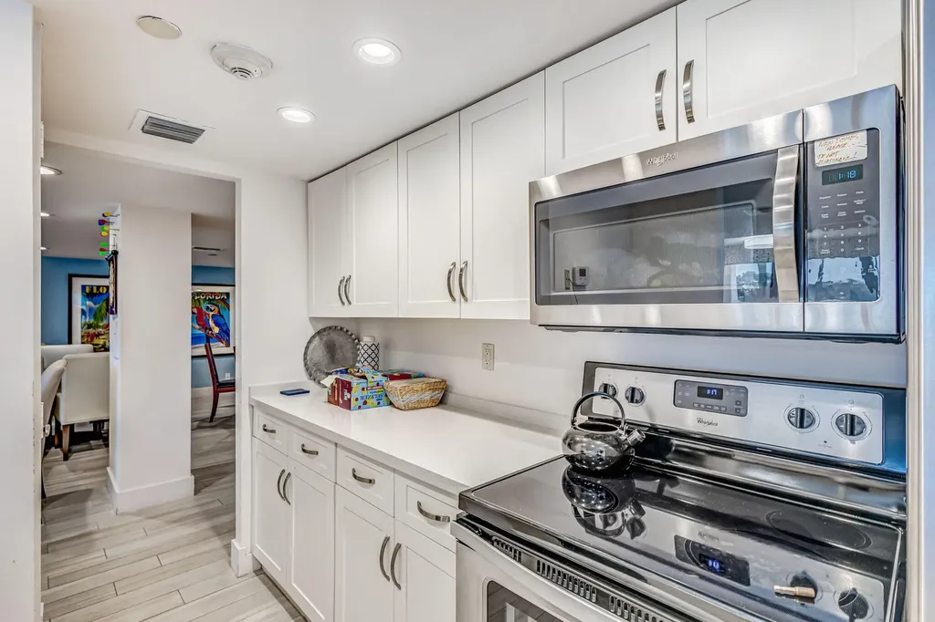 356 Golfview Road North Palm Beach FL 33408