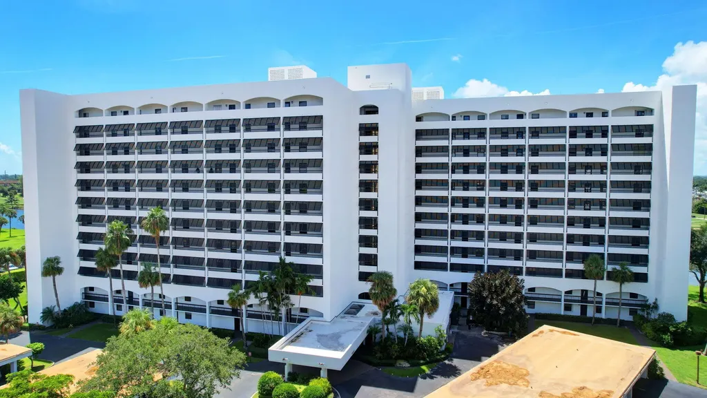 356 Golfview Road North Palm Beach FL 33408