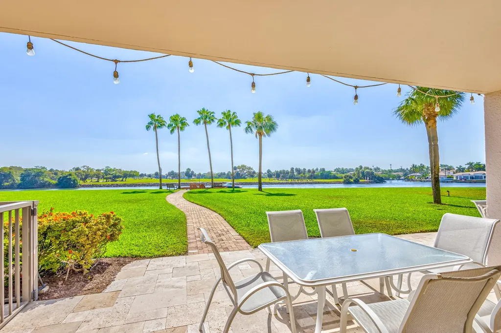 356 Golfview Road North Palm Beach FL 33408