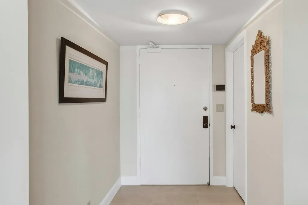 140 SE 5th Avenue Boca Raton FL 33432