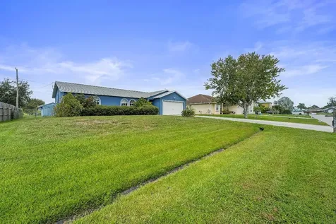 1642 SW Mcallister Lane Port St Lucie FL 34953