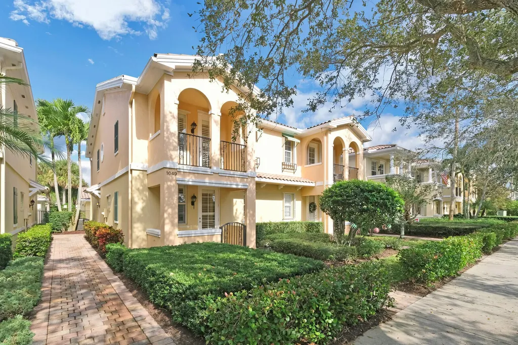 1649 Jeaga Drive Jupiter FL 33458