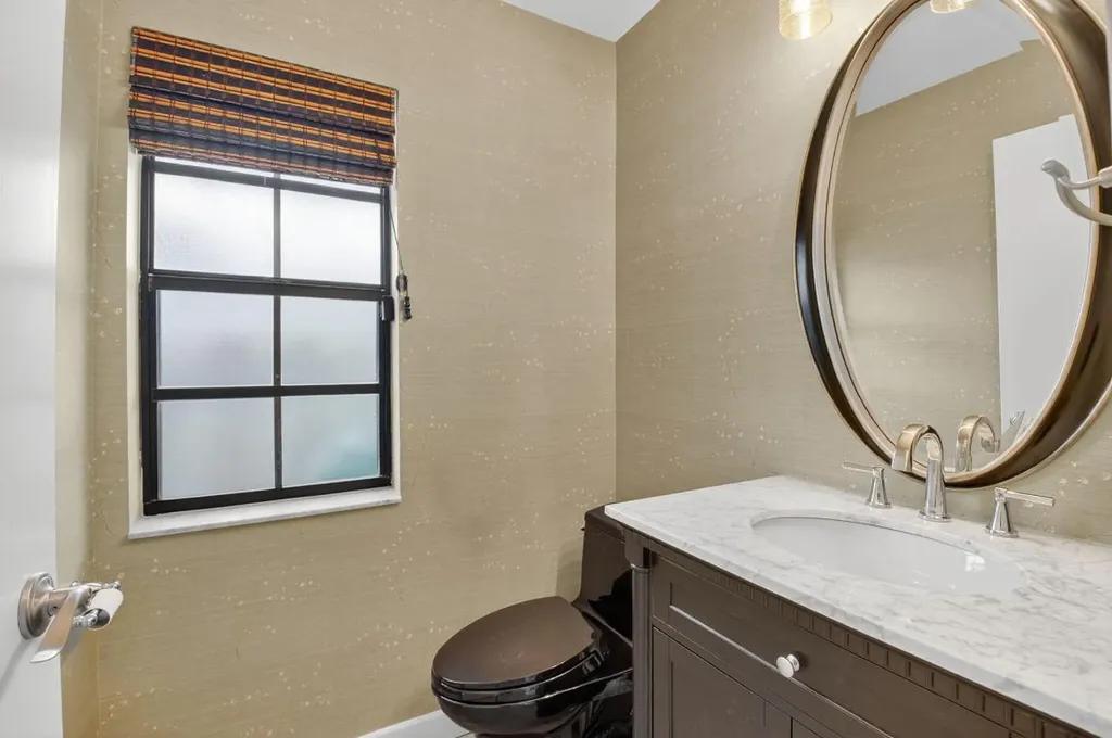 718 NE 12th Terrace Boynton Beach FL 33435