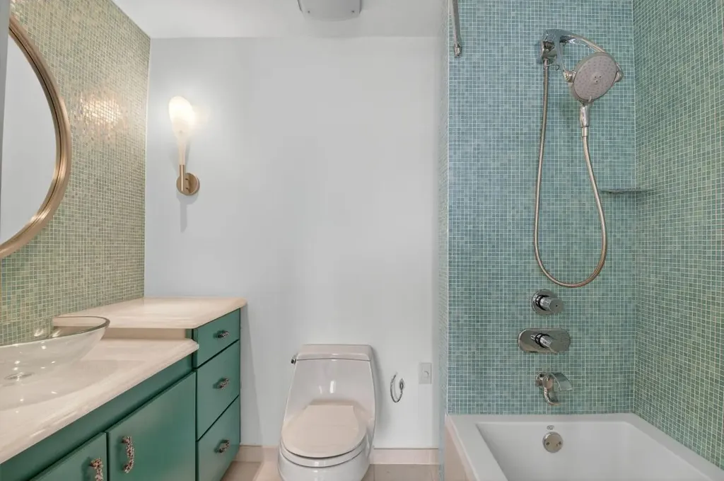 718 NE 12th Terrace Boynton Beach FL 33435