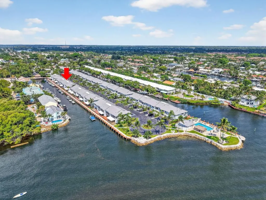 718 NE 12th Terrace Boynton Beach FL 33435