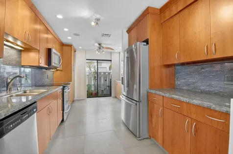 718 NE 12th Terrace Boynton Beach FL 33435