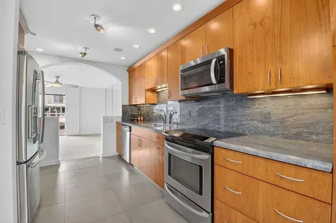 718 NE 12th Terrace Boynton Beach FL 33435