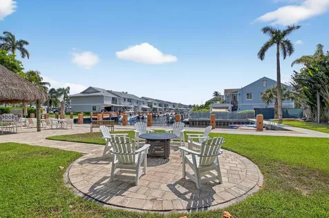 718 NE 12th Terrace Boynton Beach FL 33435