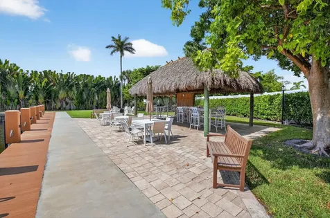 718 NE 12th Terrace Boynton Beach FL 33435