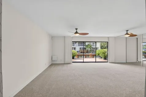718 NE 12th Terrace Boynton Beach FL 33435