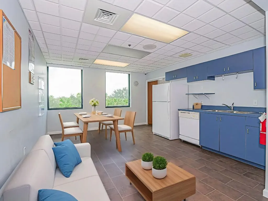 3755 7th Terrace Vero Beach FL 32960