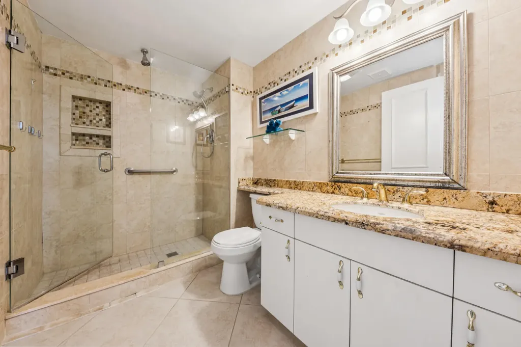 555 SE 6th Avenue Delray Beach FL 33483