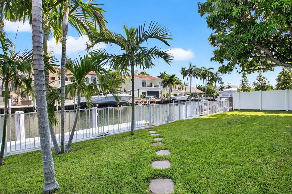 937 Banyan Drive Delray Beach FL 33483