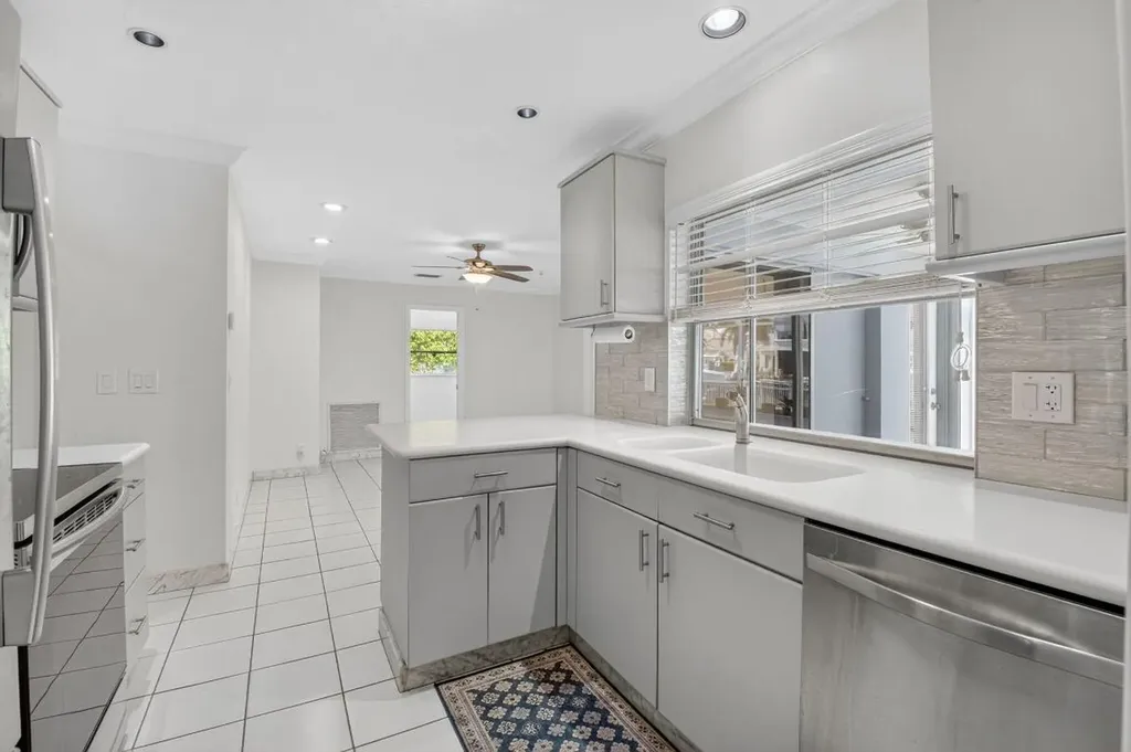 937 Banyan Drive Delray Beach FL 33483