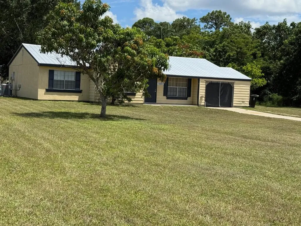 3331 SW Ensley Court Port St Lucie FL 34953