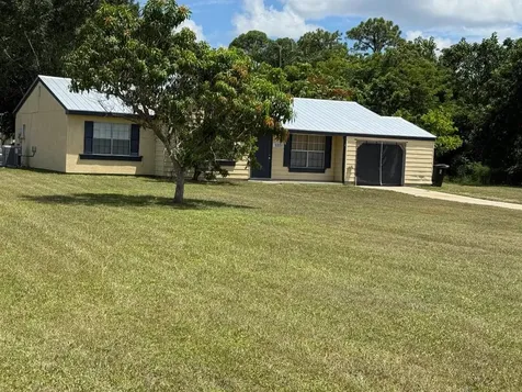 3331 SW Ensley Court Port St Lucie FL 34953