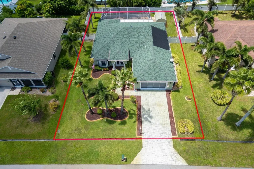 1926 SW Logan Street Port St Lucie FL 34953
