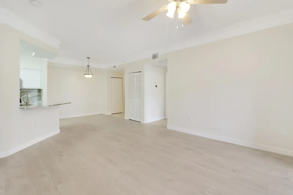 6305 Myrtlewood Circle W Palm Beach Gardens FL 33418